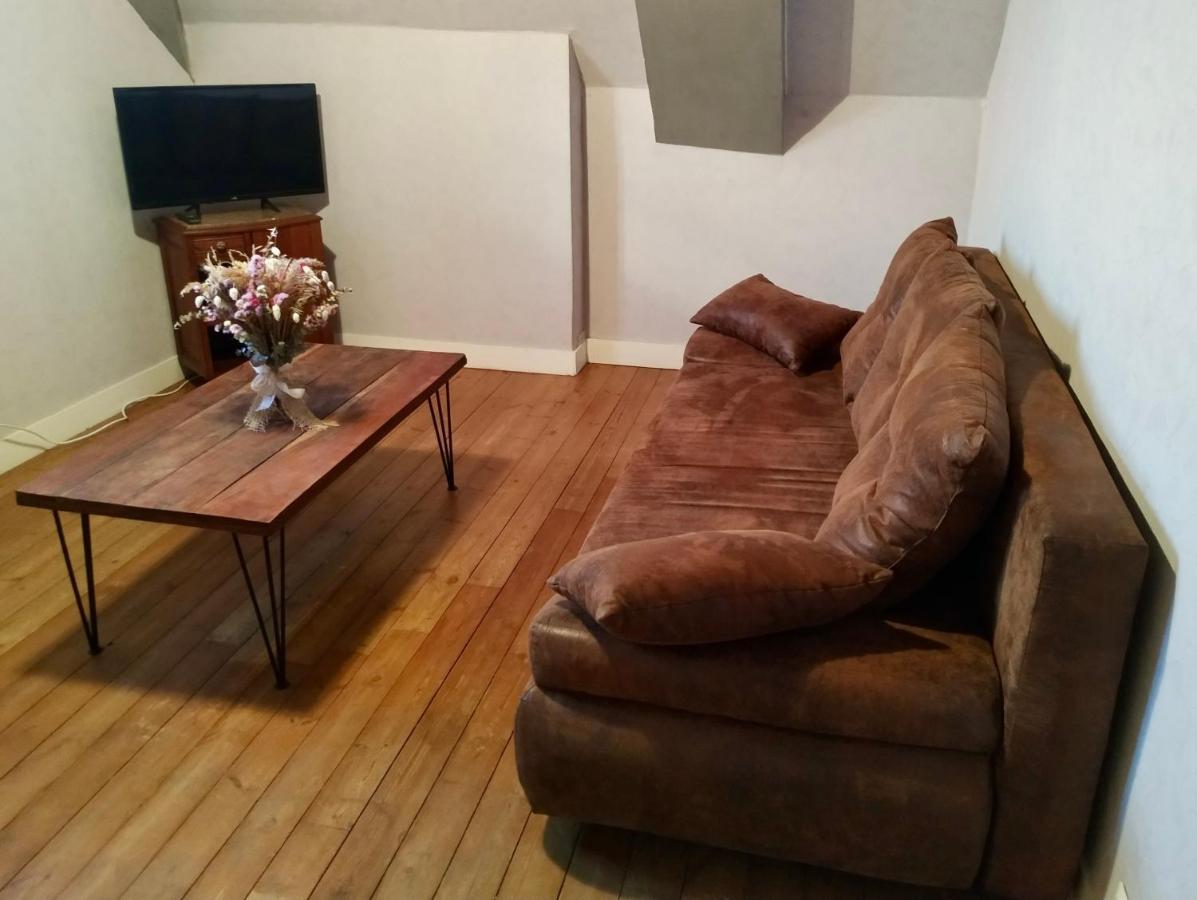 Ferienwohnung Le Gite Du Tresor Montreuil-Bellay Exterior foto